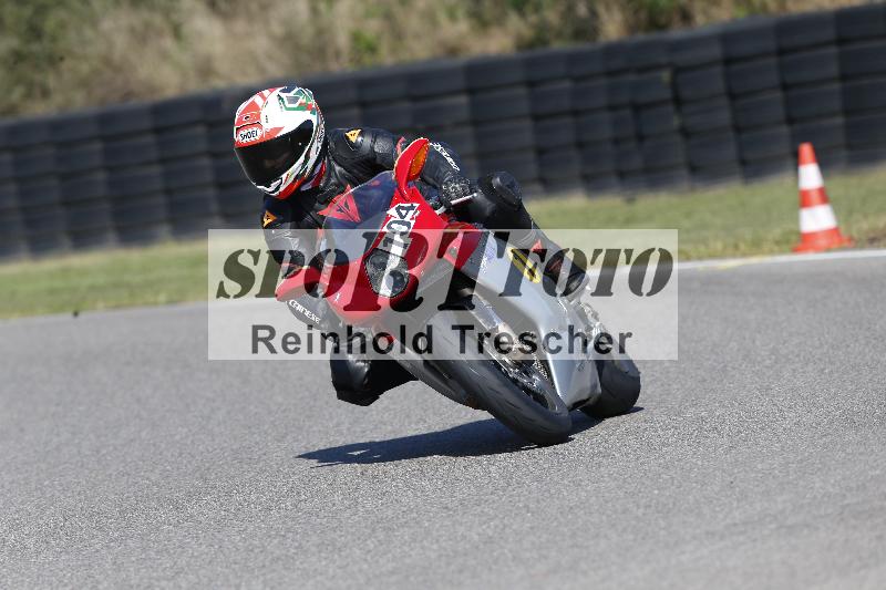 Archiv-2025/49 26.08.2025 Cornu Master School ADR/gruen-vert/104